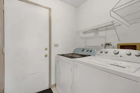 2164 Seaver Lane Hoffman Estates IL 60169