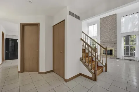 2164 Seaver Lane Hoffman Estates IL 60169