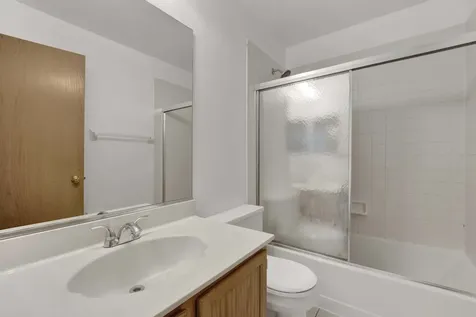 2164 Seaver Lane Hoffman Estates IL 60169