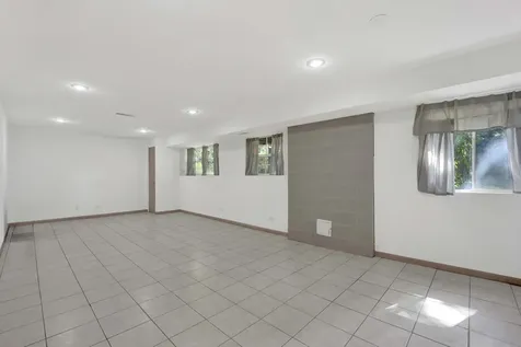 2164 Seaver Lane Hoffman Estates IL 60169
