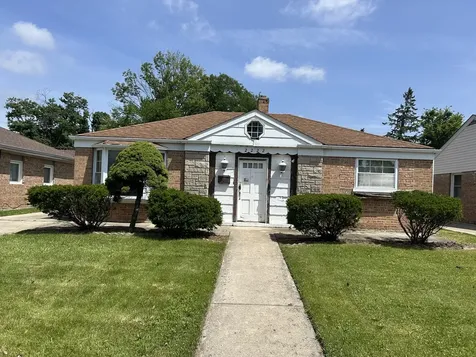 2222 Spruce Road Homewood IL 60430