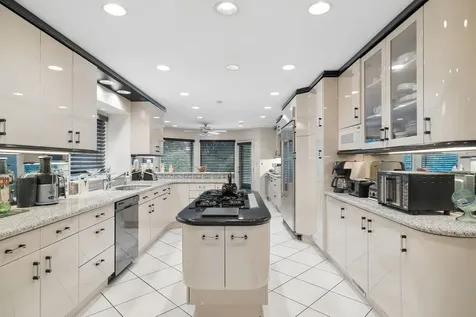 3639 Pebble Beach Road Northbrook IL 60062