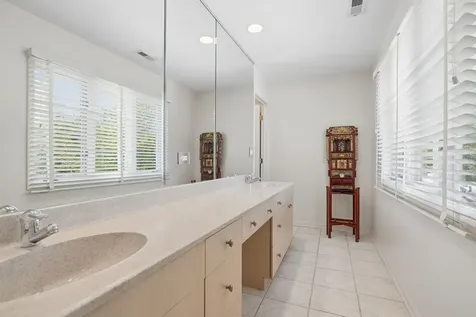 3639 Pebble Beach Road Northbrook IL 60062