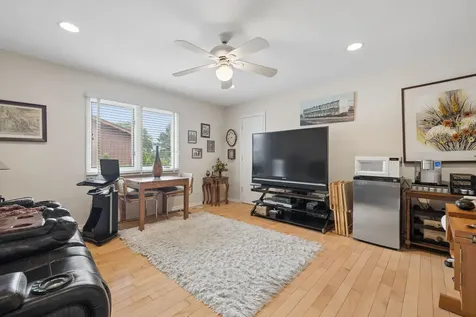 3639 Pebble Beach Road Northbrook IL 60062