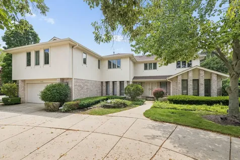 3639 Pebble Beach Road Northbrook IL 60062