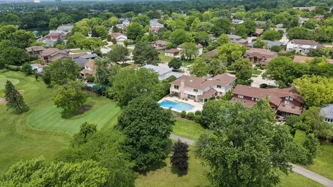 3639 Pebble Beach Road Northbrook IL 60062