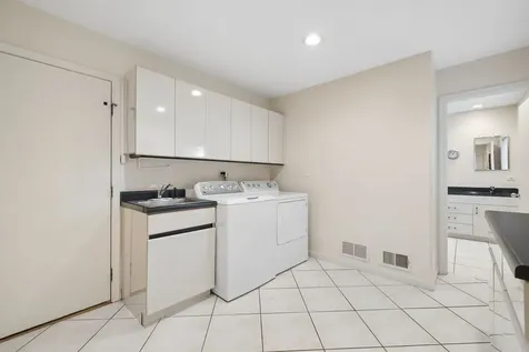 3639 Pebble Beach Road Northbrook IL 60062
