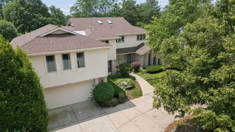 3639 Pebble Beach Road Northbrook IL 60062