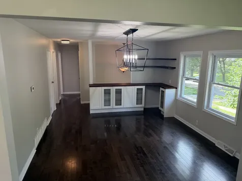211 East Dresser Road Dekalb IL 60115