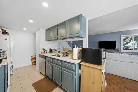 1437 Sutter Drive Hanover Park IL 60133