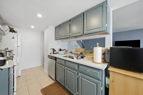 1437 Sutter Drive Hanover Park IL 60133