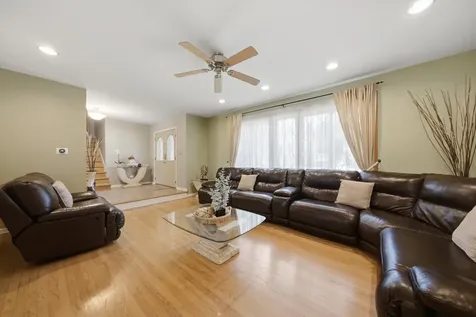 10603 Drummond Place Melrose Park IL 60164