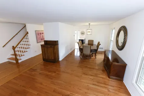 608 Thackeray Lane Fox River Grove IL 60021
