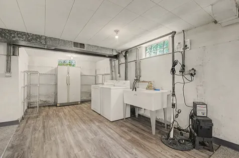 1112 South Maple Avenue Oak Park IL 60304