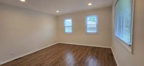 8607 North Osceola Avenue Niles IL 60714