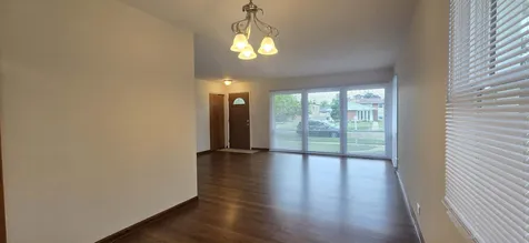 8607 North Osceola Avenue Niles IL 60714