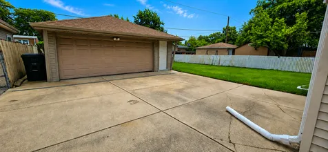 8607 North Osceola Avenue Niles IL 60714
