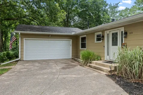 113 31ST Avenue Moline IL 61265