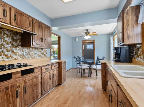 2844 West 100th Place Evergreen Park IL 60805