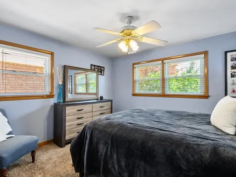 2844 West 100th Place Evergreen Park IL 60805