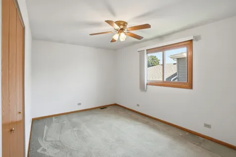 14804 Le Claire Avenue Midlothian IL 60445