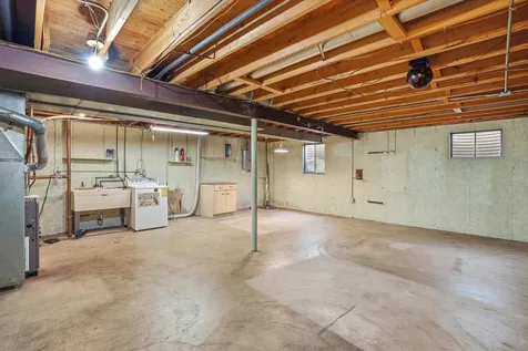 14804 Le Claire Avenue Midlothian IL 60445