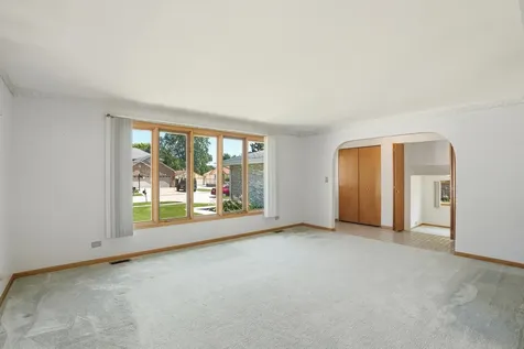 14804 Le Claire Avenue Midlothian IL 60445