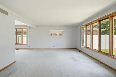14804 Le Claire Avenue Midlothian IL 60445