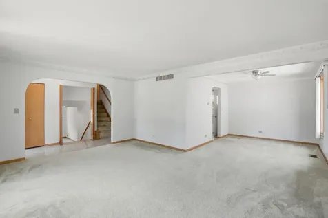 14804 Le Claire Avenue Midlothian IL 60445