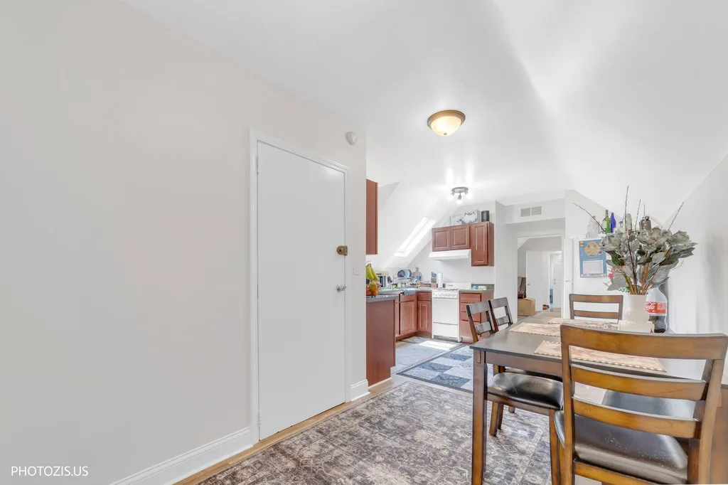 4141 North Mobile Avenue Chicago IL 60634