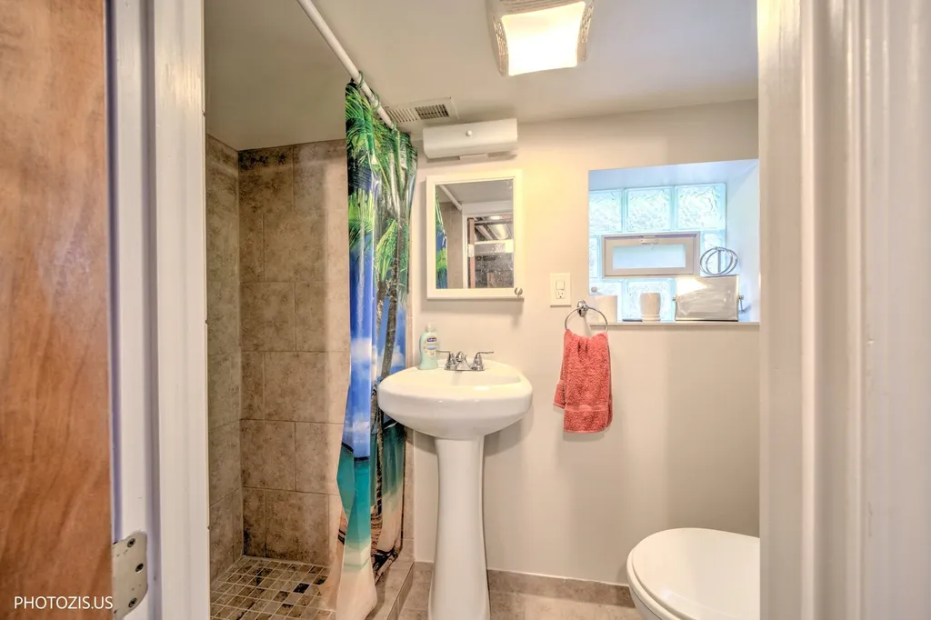 4141 North Mobile Avenue Chicago IL 60634