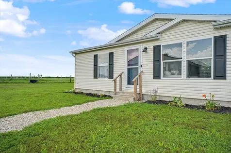 1936 County Road 1850 N Urbana IL 61802