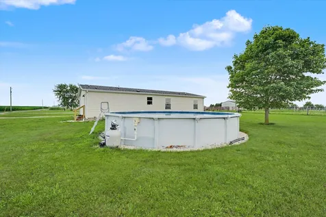 1936 County Road 1850 N Urbana IL 61802
