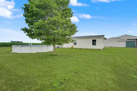 1936 County Road 1850 N Urbana IL 61802