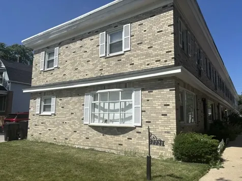 7721 South Coles Avenue Chicago IL 60649