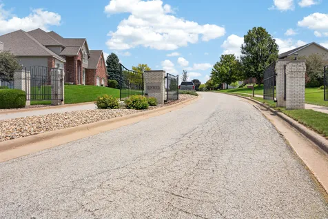 402 Northridge Cc Estates Normal IL 61761