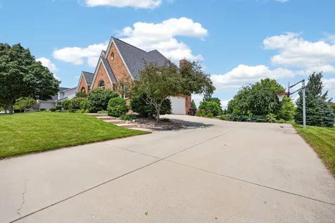 402 Northridge Cc Estates Normal IL 61761