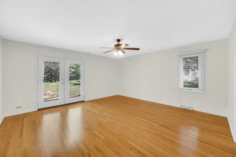 356 Windsor Lane Inverness IL 60010