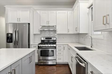 1310 West Fletcher Street Chicago IL 60657