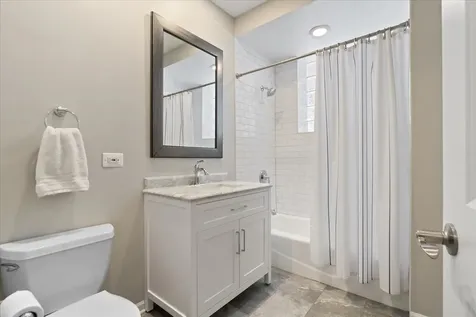 1310 West Fletcher Street Chicago IL 60657