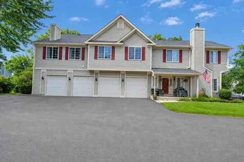 302 Windsor Court South Elgin IL 60177