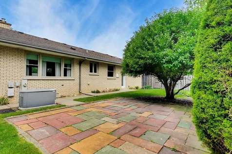 1015 Sherwood Drive Prospect Heights IL 60070