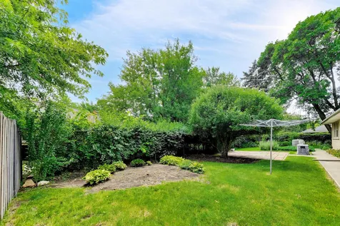 1015 Sherwood Drive Prospect Heights IL 60070