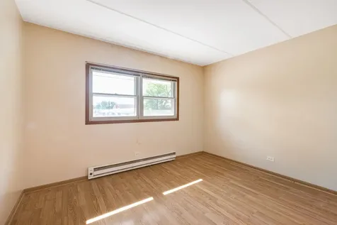 9907 West 58th Street Countryside IL 60525