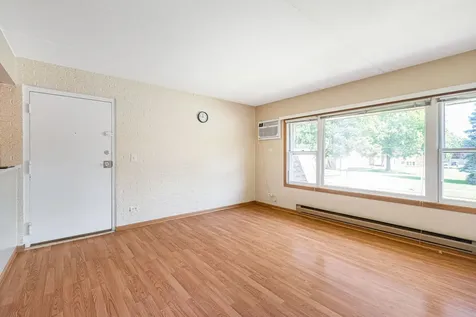 9907 West 58th Street Countryside IL 60525