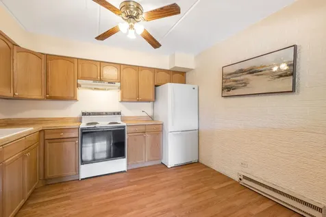 9907 West 58th Street Countryside IL 60525
