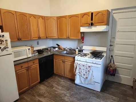 666 West Oakdale Avenue Chicago IL 60613