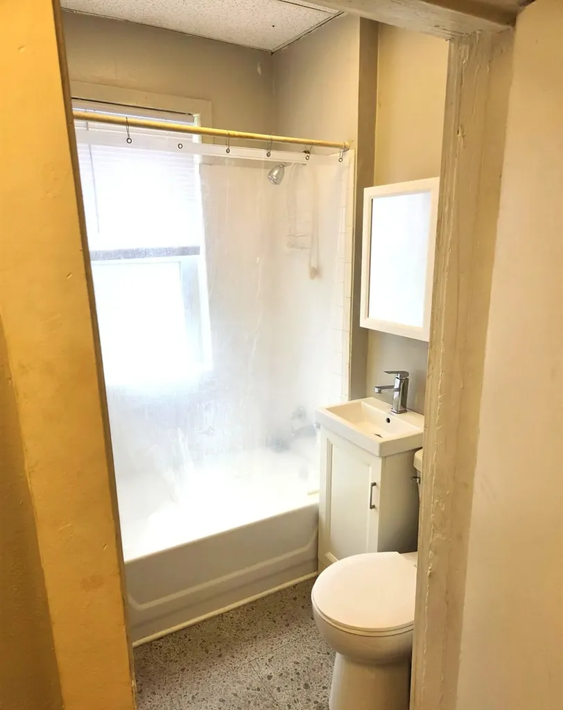 7410 South Wentworth Avenue Chicago IL 60621