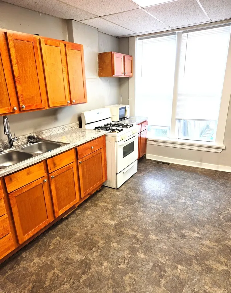 7410 South Wentworth Avenue Chicago IL 60621