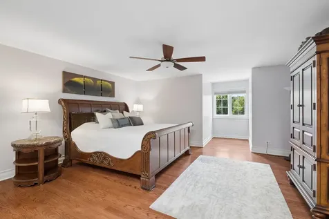 8425 Charleston Drive Burr Ridge IL 60527
